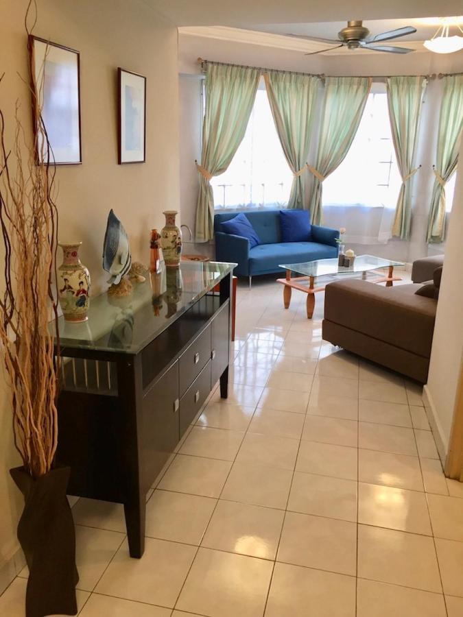 Cozy Kelana Jaya Semi-D Apt Near Mall, College & Hospital Petaling Jaya Exterior photo